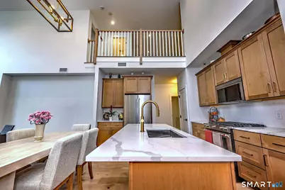 27 Heritage Lane, Woodbridge, CT 06525 - Photo 5