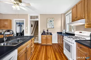 95 Clark St, New Haven, CT 06511 - Photo 13