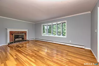430 Sheldon Court, Orange, CT 06477 - Photo 7