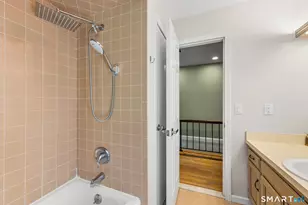 45 E Gate Rd, Danbury, CT 06811 - Photo 29