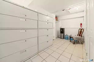 16 Cushing Dr, Danbury, CT 06811 - Photo 31