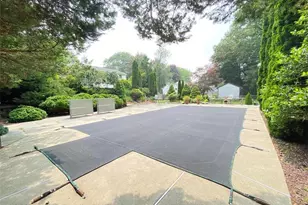 16 Cushing Dr, Danbury, CT 06811 - Photo 39