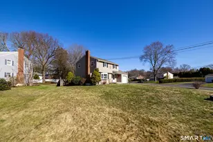 12 Whitehall Dr, East Hartford, CT 06118 - Photo 3