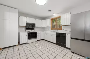 282 Pearl St, Seymour, CT 06483 - Photo 11