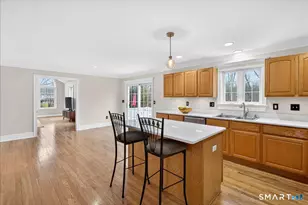 22 Emerald Ln, Bethany, CT 06524 - Photo 9