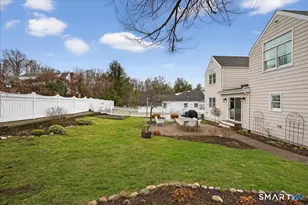 13 W Slope Ln, Hamden, CT 06517 - Photo 29