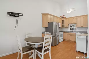 2 Park Ave, Wolcott, CT 06716 - Photo 7