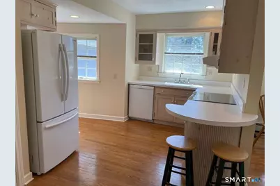 12 Taunton Lake Drive, Newtown, CT 06470 - Photo 3