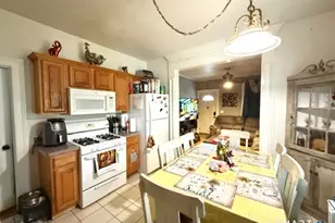 383 Birmingham St, Bridgeport, CT 06606 - Photo 5