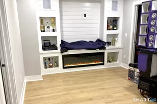 383 Birmingham St, Bridgeport, CT 06606 - Photo 11