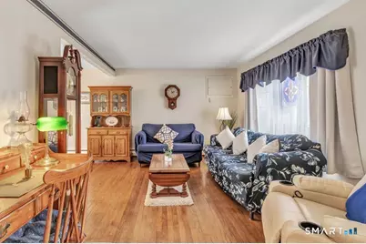 52 Robin Lane, Fairfield, CT 06824 - Photo 9