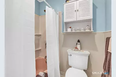 52 Robin Lane, Fairfield, CT 06824 - Photo 23