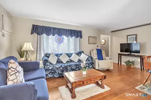 52 Robin Ln, Fairfield, CT 06824 - Photo 11