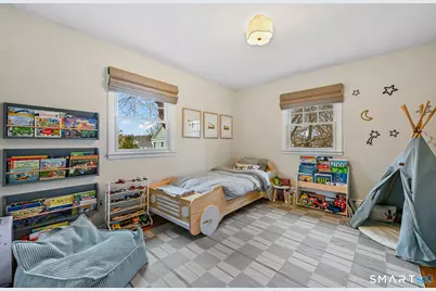 8 Willow Lane, Greenwich, CT 06870 - Photo 7