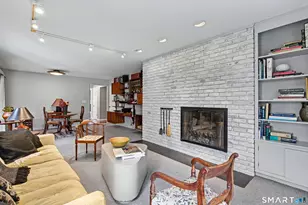 30 Brierwood Dr, Woodbridge, CT 06525 - Photo 9