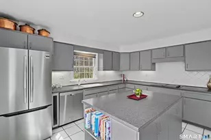 30 Brierwood Dr, Woodbridge, CT 06525 - Photo 15