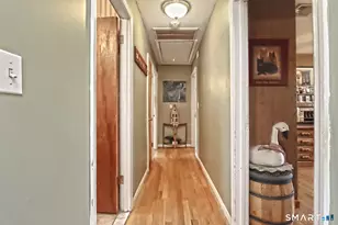 6 Mt Pleasant Rd, West Haven, CT 06516 - Photo 13