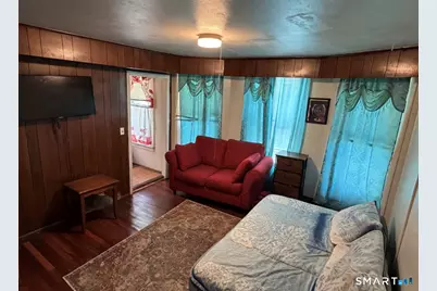 32-34 Elmwood Avenue, Bridgeport, CT 06605 - Photo 15