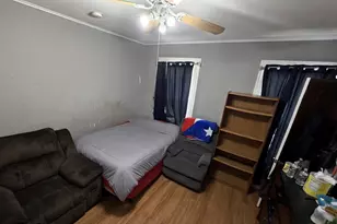 32-34 Elmwood Ave, Bridgeport, CT 06605 - Photo 9