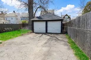 32-34 Elmwood Ave, Bridgeport, CT 06605 - Photo 3