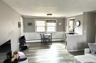 27 Brewster Rd, Glastonbury, CT 06033 - Photo 3