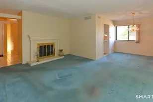 101 Heritage Vlg, Southbury, CT 06488 - Photo 3