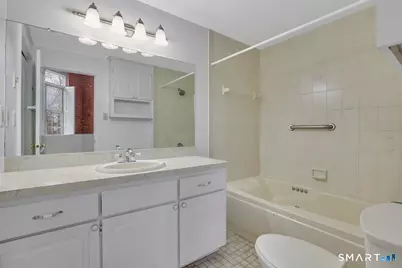 319 New Britain Road #323, Berlin, CT 06037 - Photo 17