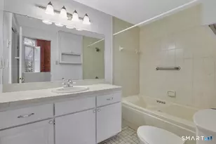 319 New Britain Rd, Berlin, CT 06037 - Photo 17