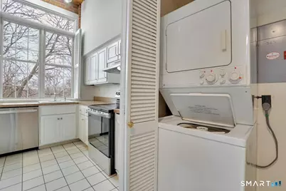 319 New Britain Road #323, Berlin, CT 06037 - Photo 11