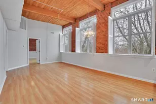 319 New Britain Rd, Berlin, CT 06037 - Photo 3