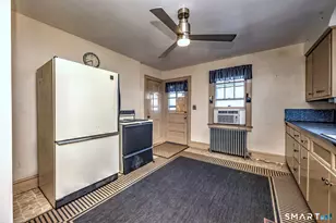 60 Myrtle Street Ext, Norwalk, CT 06855 - Photo 11