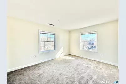 54 Fairgate Drive, Stamford, CT 06902 - Photo 9