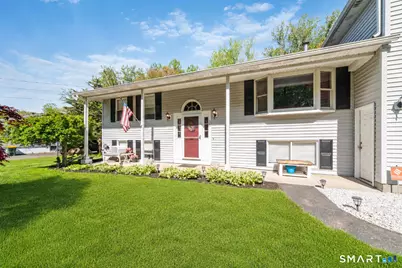 29 Evening Star Drive, Seymour, CT 06483 - Photo 3