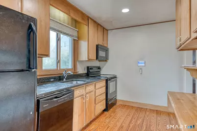 20 George Avenue, Groton, CT 06340 - Photo 9