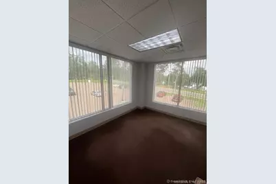 317 Foxon Road, East Haven, CT 06513 - Photo 9