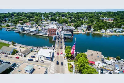 16 Bittersweet Way, Stonington, CT 06378 - Photo 13