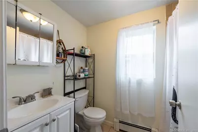 25 Myron Avenue, Bridgeport, CT 06606 - Photo 19