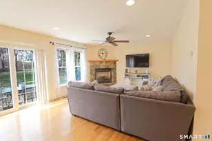 35 Walnut St, Newington, CT 06111 - Photo 13