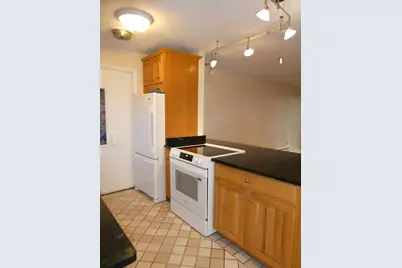 195 West Walk, West Haven, CT 06516 - Photo 3