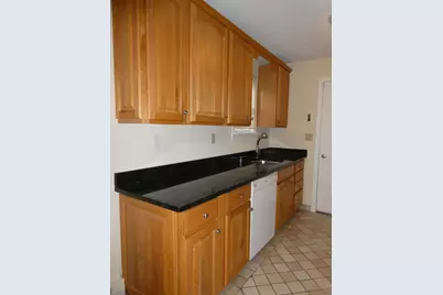 195 West Walk, West Haven, CT 06516 - Photo 9