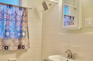 39 Pardee Pl, New Haven, CT 06515 - Photo 19