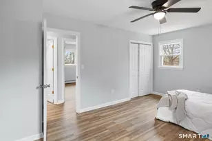 33 Deer Ridge Rd, Stonington, CT 06378 - Photo 9