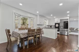 32 Macmath Dr, Trumbull, CT 06611 - Photo 7