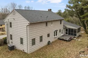 32 Macmath Dr, Trumbull, CT 06611 - Photo 3