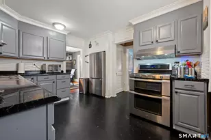 32 Burr Ave, Middletown, CT 06457 - Photo 5