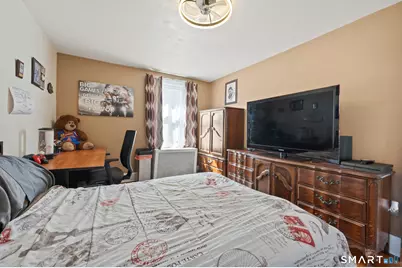 32 Burr Avenue, Middletown, CT 06457 - Photo 21