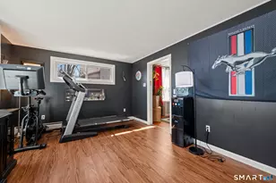 32 Burr Ave, Middletown, CT 06457 - Photo 17