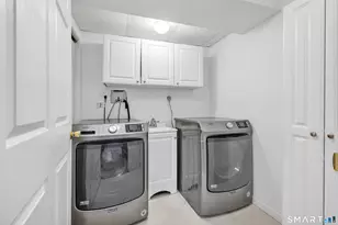 5 Meeting House Ln, Shelton, CT 06484 - Photo 25