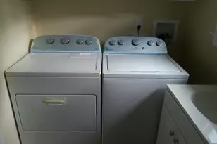 356 Townsend Ave, New Haven, CT 06512 - Photo 15