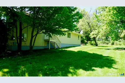 223 Sterling Road, Trumbull, CT 06611 - Photo 23